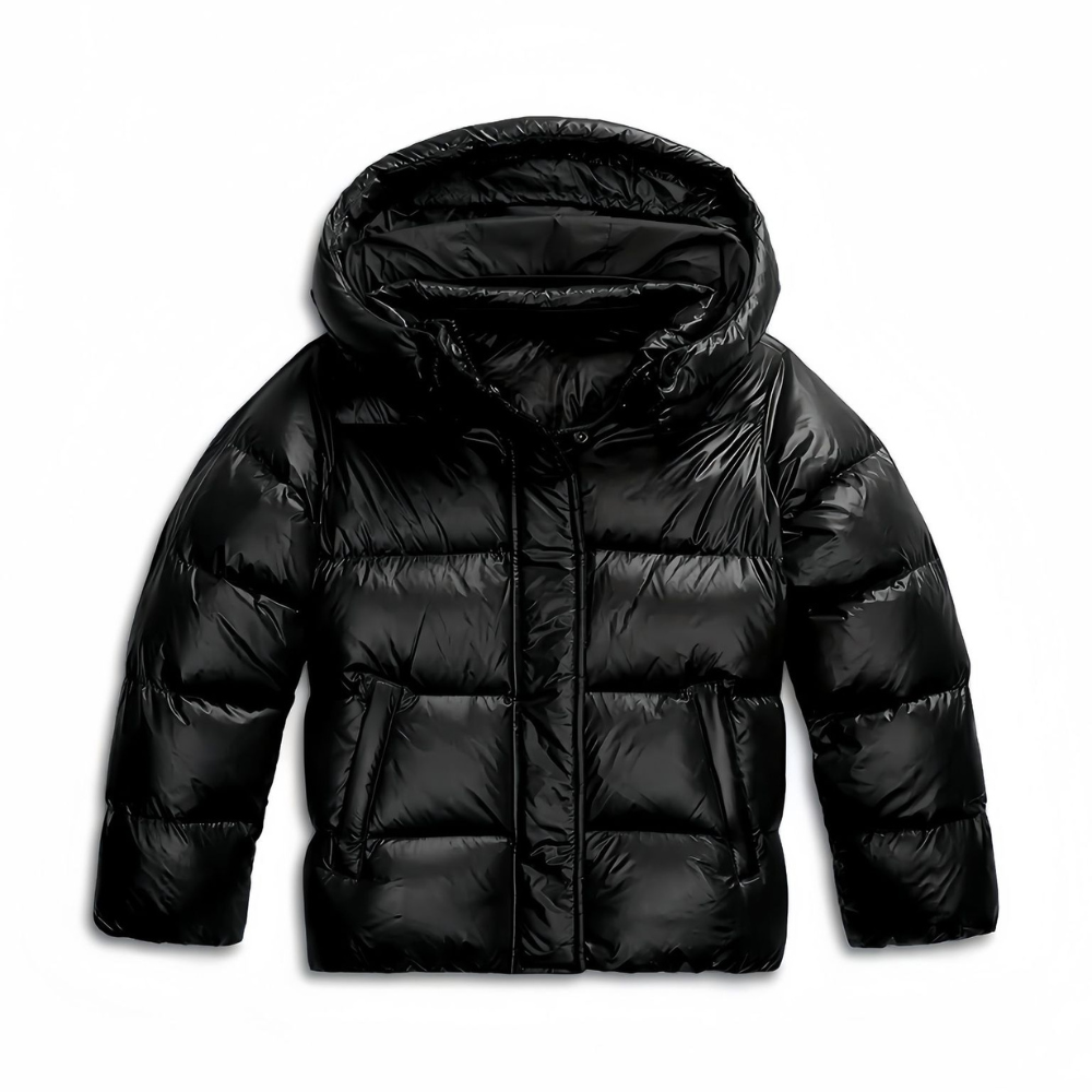 Élégante veste matelassée d'hiver pour femme. Chaude et légère, idéale pour un look mode et confortable en extérieur.