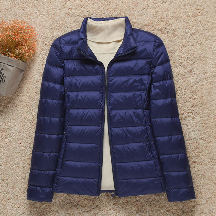 Veste matelassée femme confortable et décontractée, idéale pour les journées hivernales.