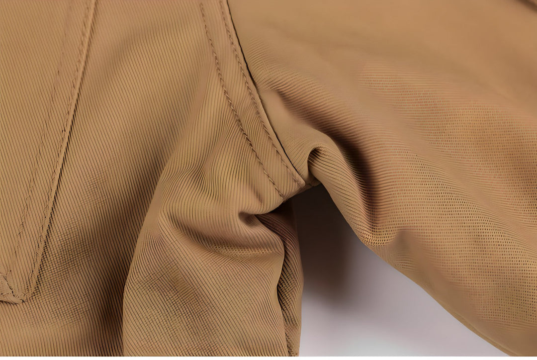 Profil de la veste militaire homme imperméable, style casual et coupe-vent pour l'extérieur.