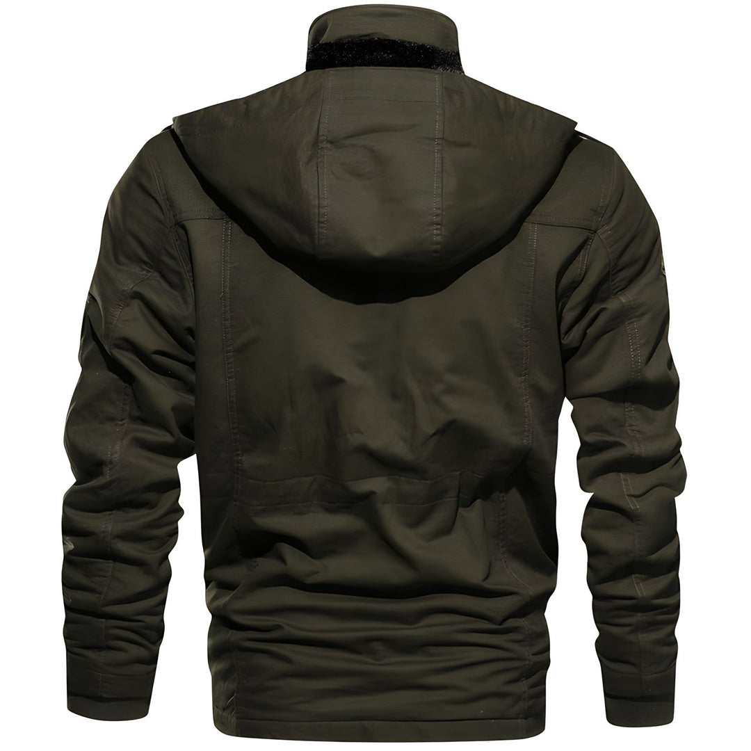 Veste militaire homme confortable et ajustable, parfaite pour l'aventure automne-hiver.
