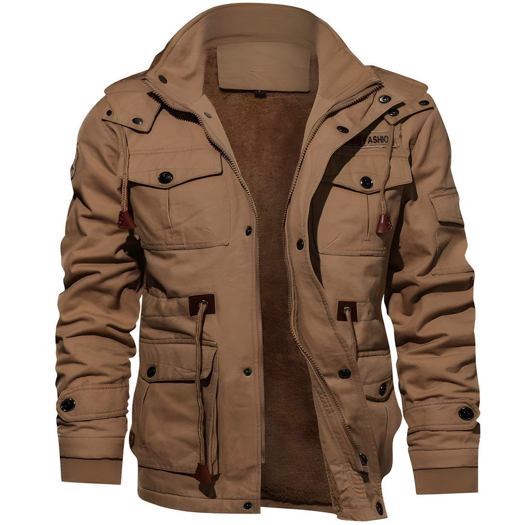 Parka homme militaire imperméable pour automne-hiver, style casual et robuste au quotidien.