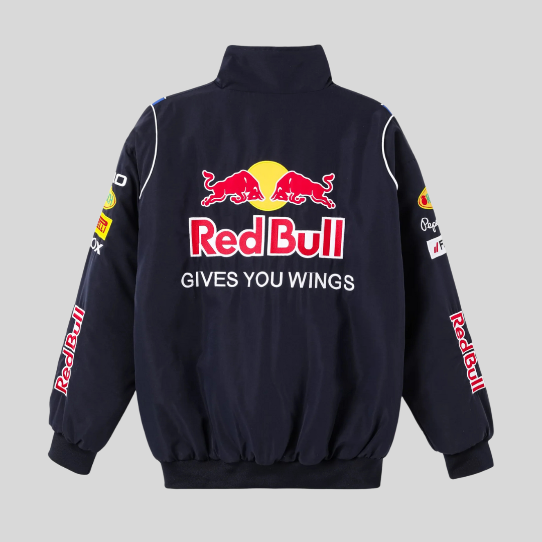 Veste sport automobile rétro, coupe ajustée. Style vintage élégant pour homme et femme.