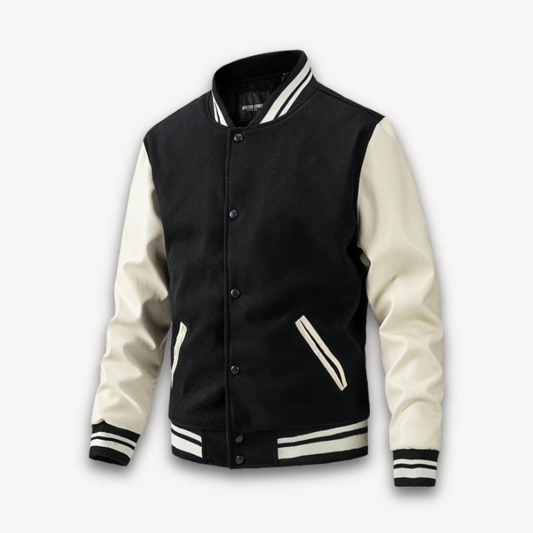 "Veste universitaire homme, manches effet cuir, boutons pression, style décontracté urbain, bord-côtes rayés contrastants."
