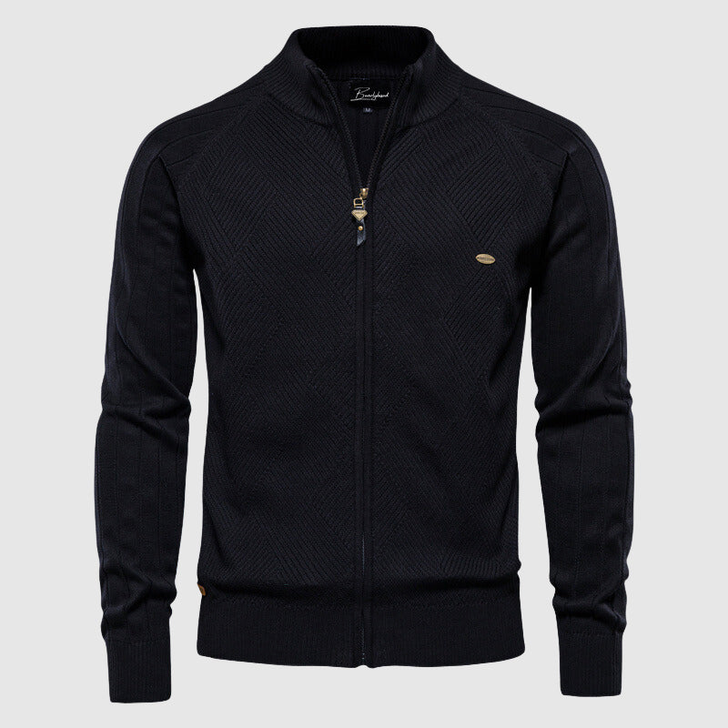 Veste zippée homme, coupe moderne, matière légère.  Idéale ville & montagne.  Poches zippées.