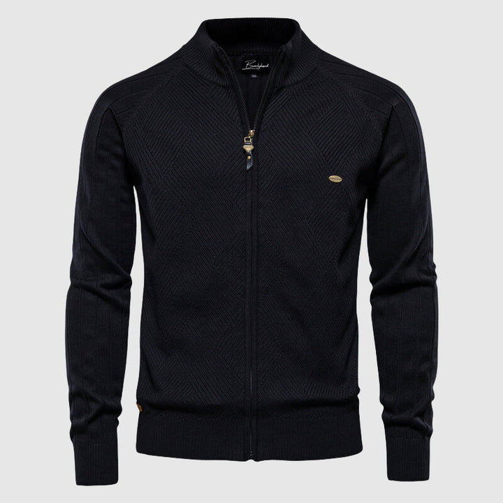 Veste zippée homme, coupe moderne, matière légère.  Idéale ville & montagne.  Poches zippées.