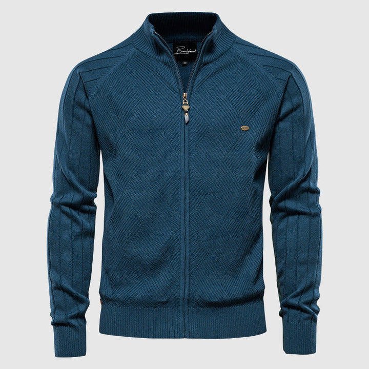 Veste zippée homme, coupe moderne, matière légère.  Idéale ville & montagne.  Poches zippées.