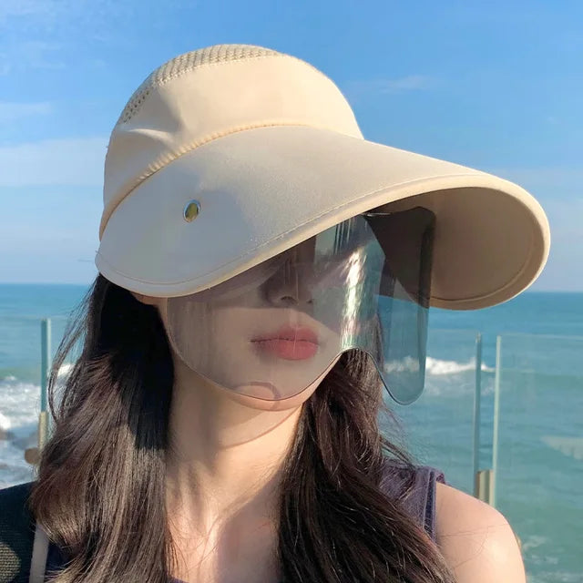 Chapeau visière femme pour protection solaire optimale lors du sport, cyclisme ou activités d'été en plein air.