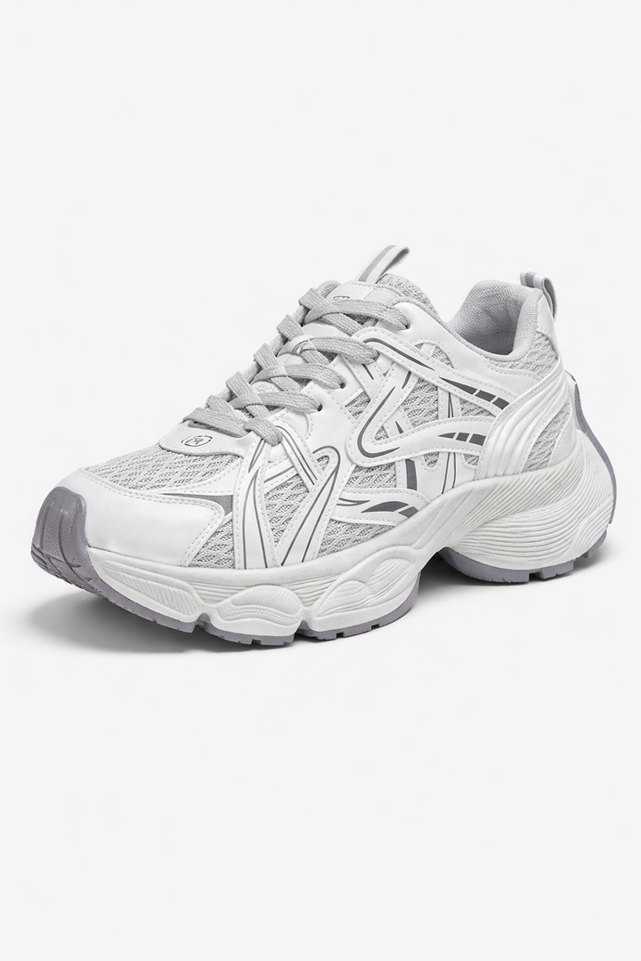 Sneakers respirantes pour femmes, design moderne assurant confort et soutien pour diverses activités.