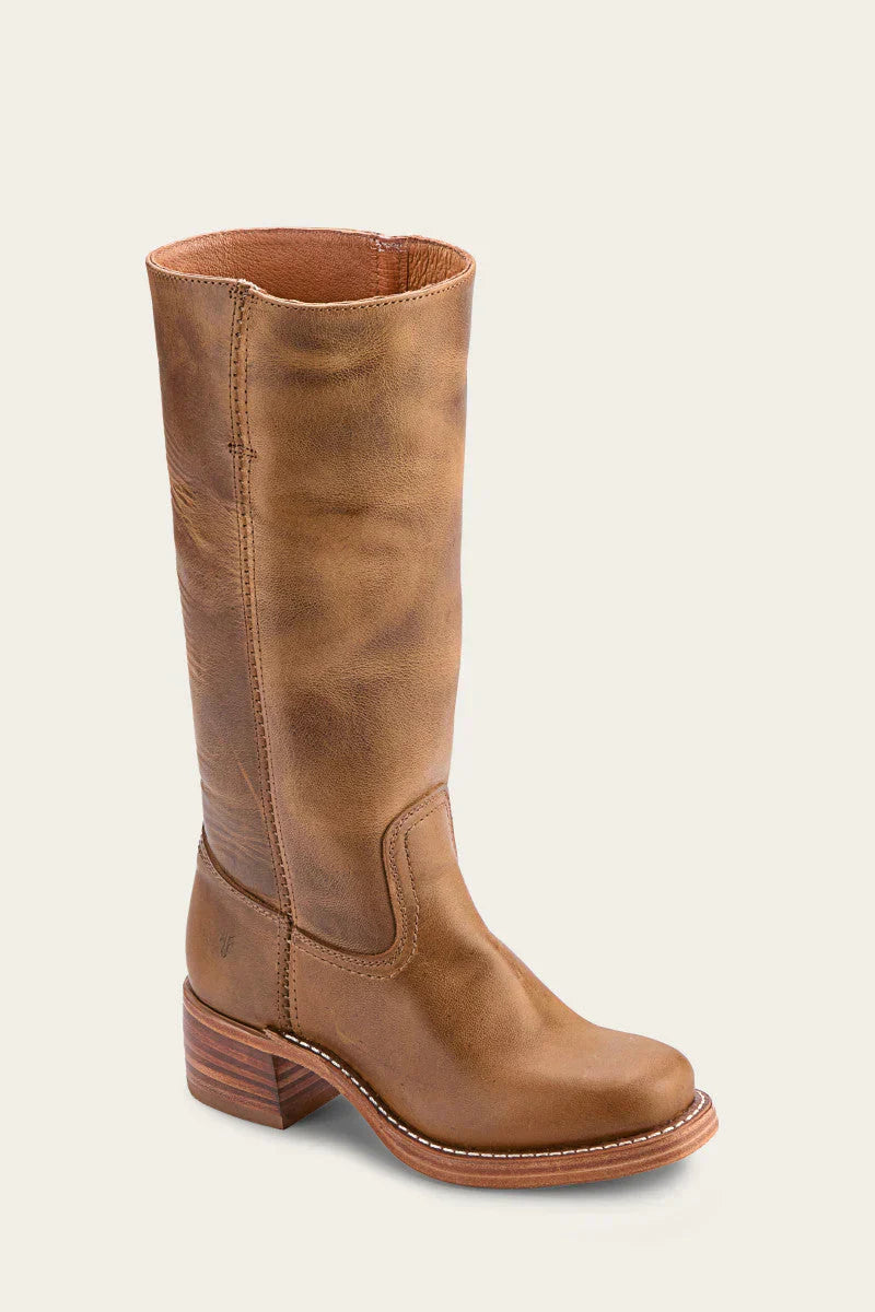 Vue globale des bottes montantes femme structurées, robustes pour l'automne-hiver. Style authentique et mode.